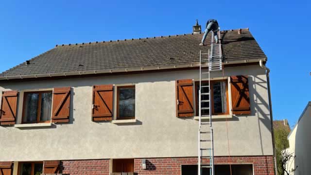 Démoussage toiture Yvelines 78